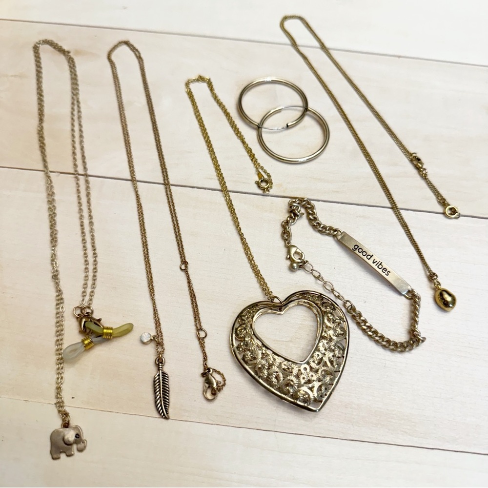 6 Piece Gold Tone Jewelry Bundle Vintage/Modern